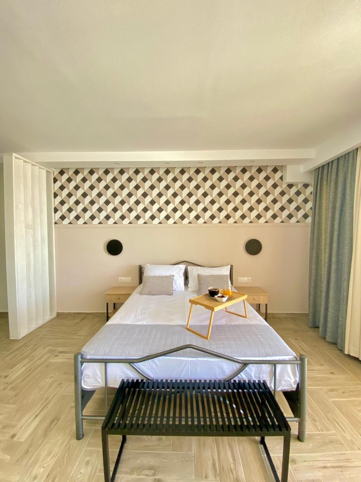 Thea Apartments Skála Marión Esterno foto