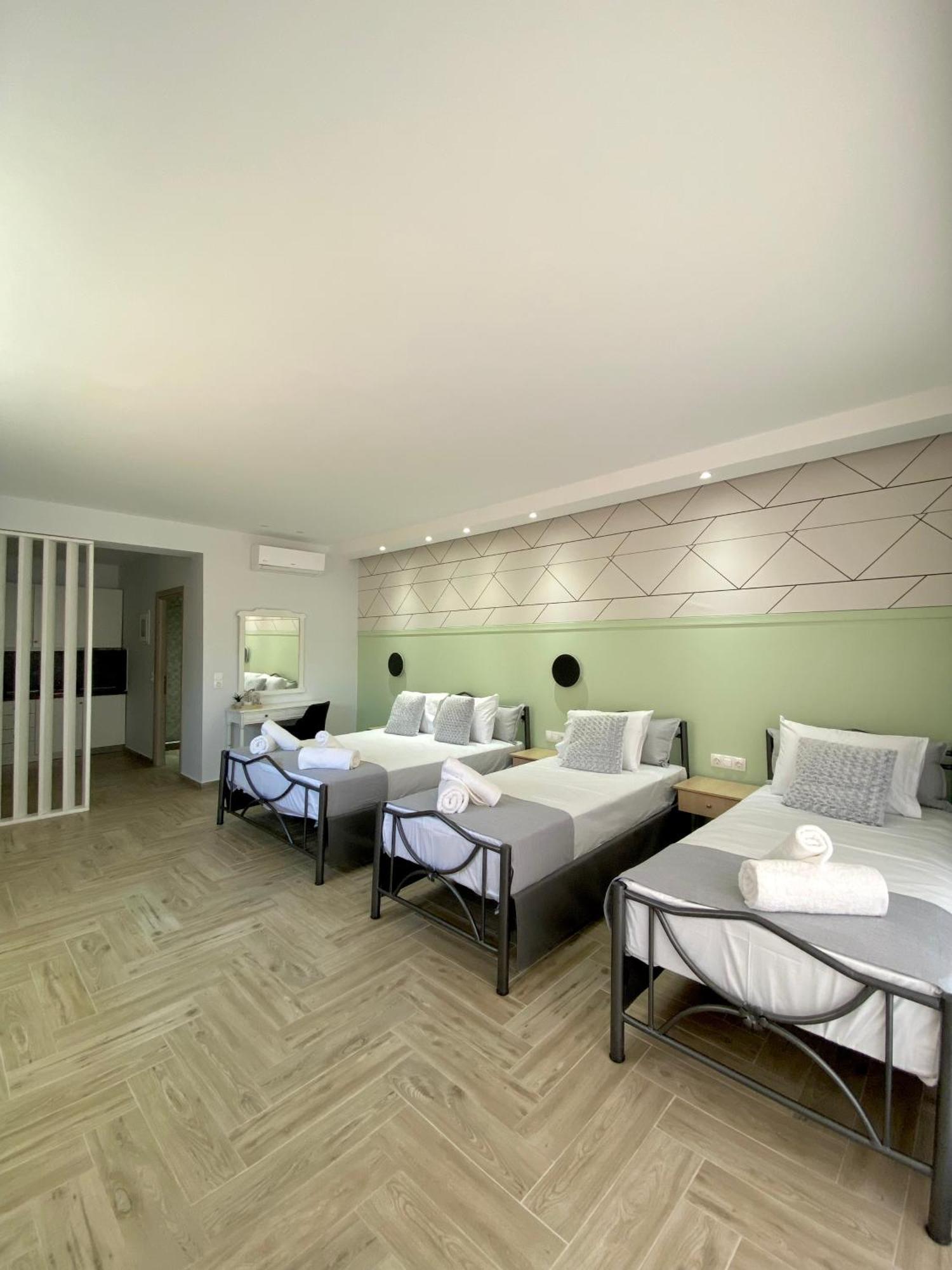 Thea Apartments Skála Marión Esterno foto