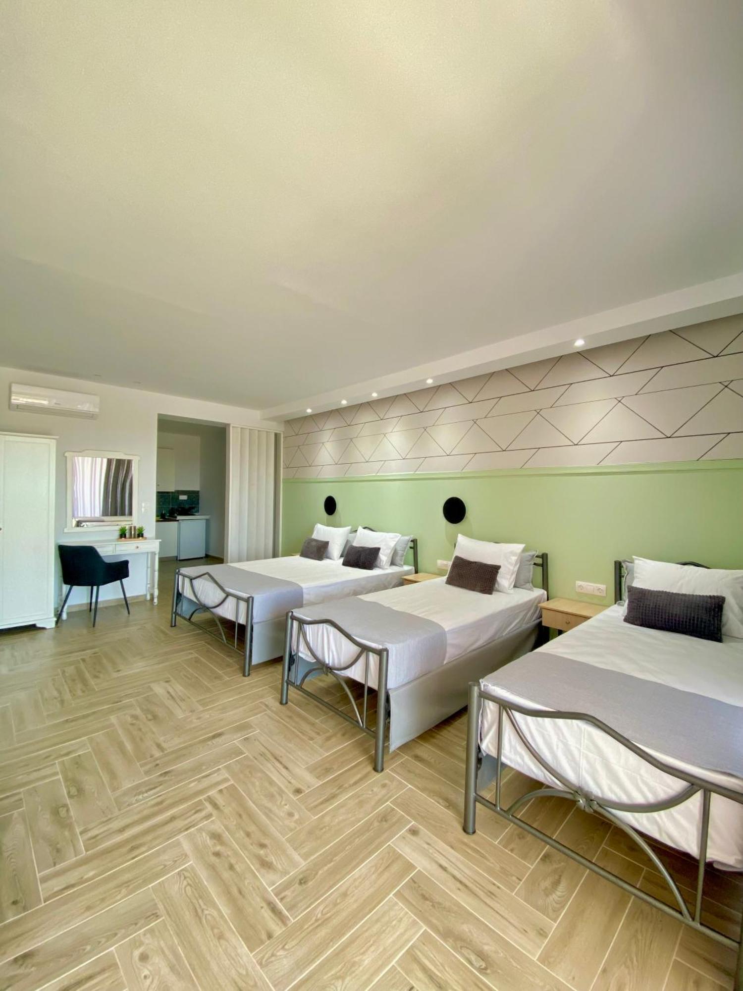 Thea Apartments Skála Marión Esterno foto