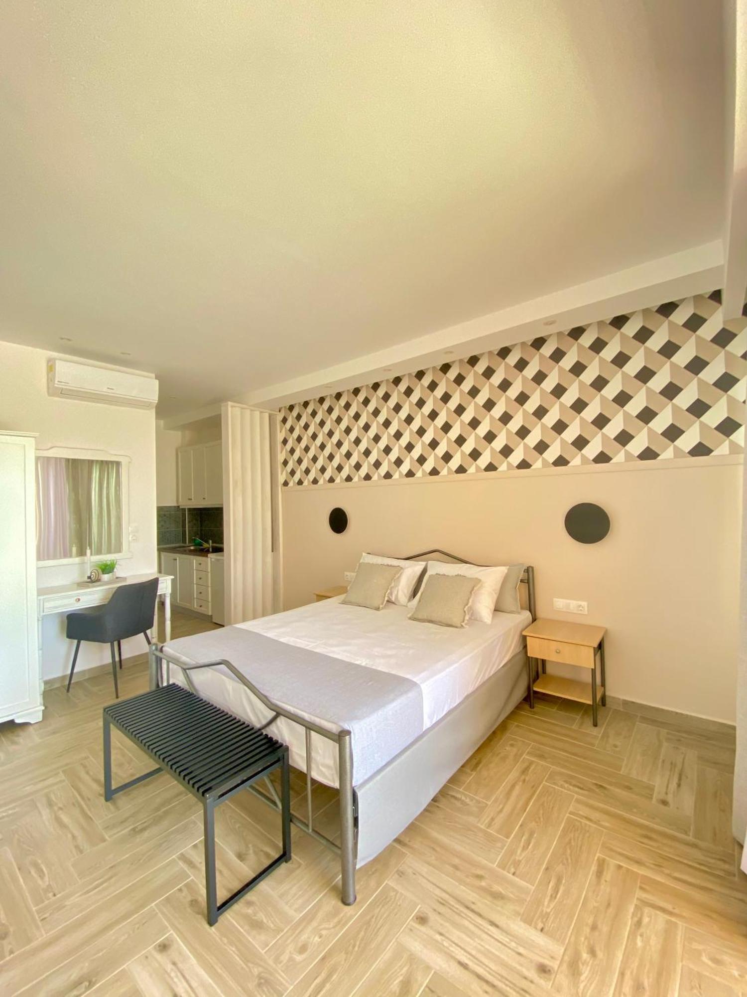Thea Apartments Skála Marión Esterno foto